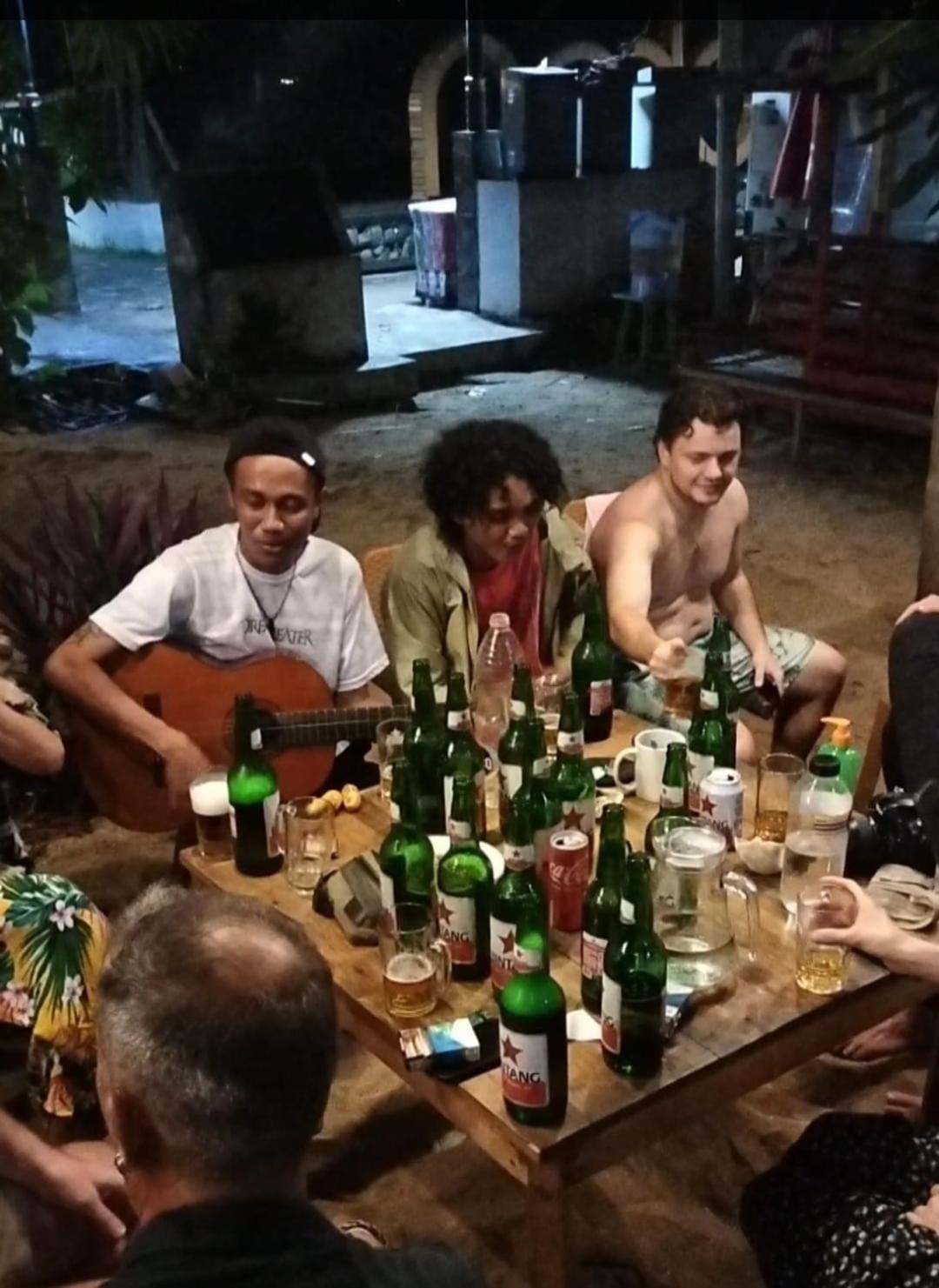 Arto Moro บูนาแกน ภายนอก รูปภาพ