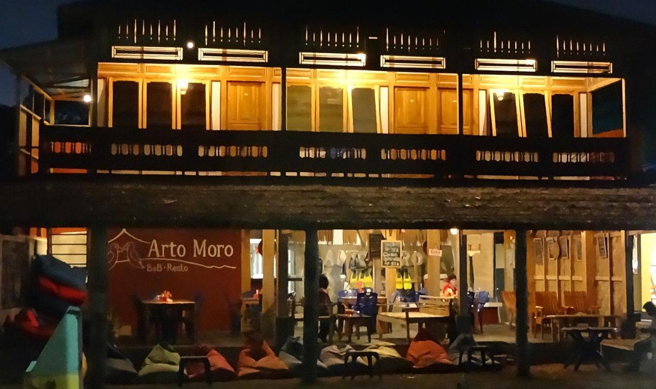 Arto Moro บูนาแกน ภายนอก รูปภาพ